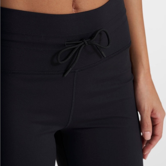 Vuori Daily Wideleg Pants NWT - Picture 3 of 6